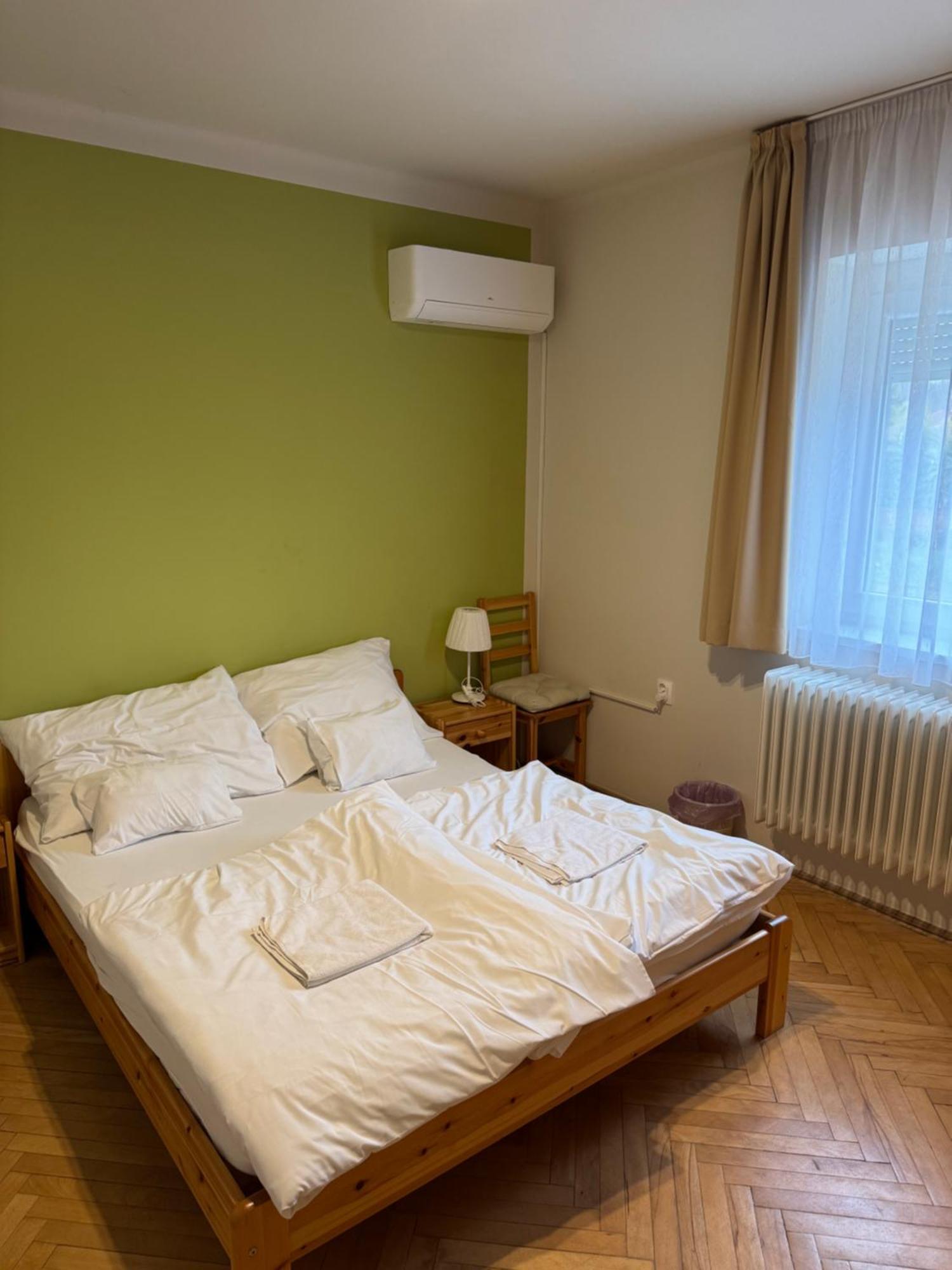 Hotel Csoemoeri Vendeghaz Csomor Esterno foto