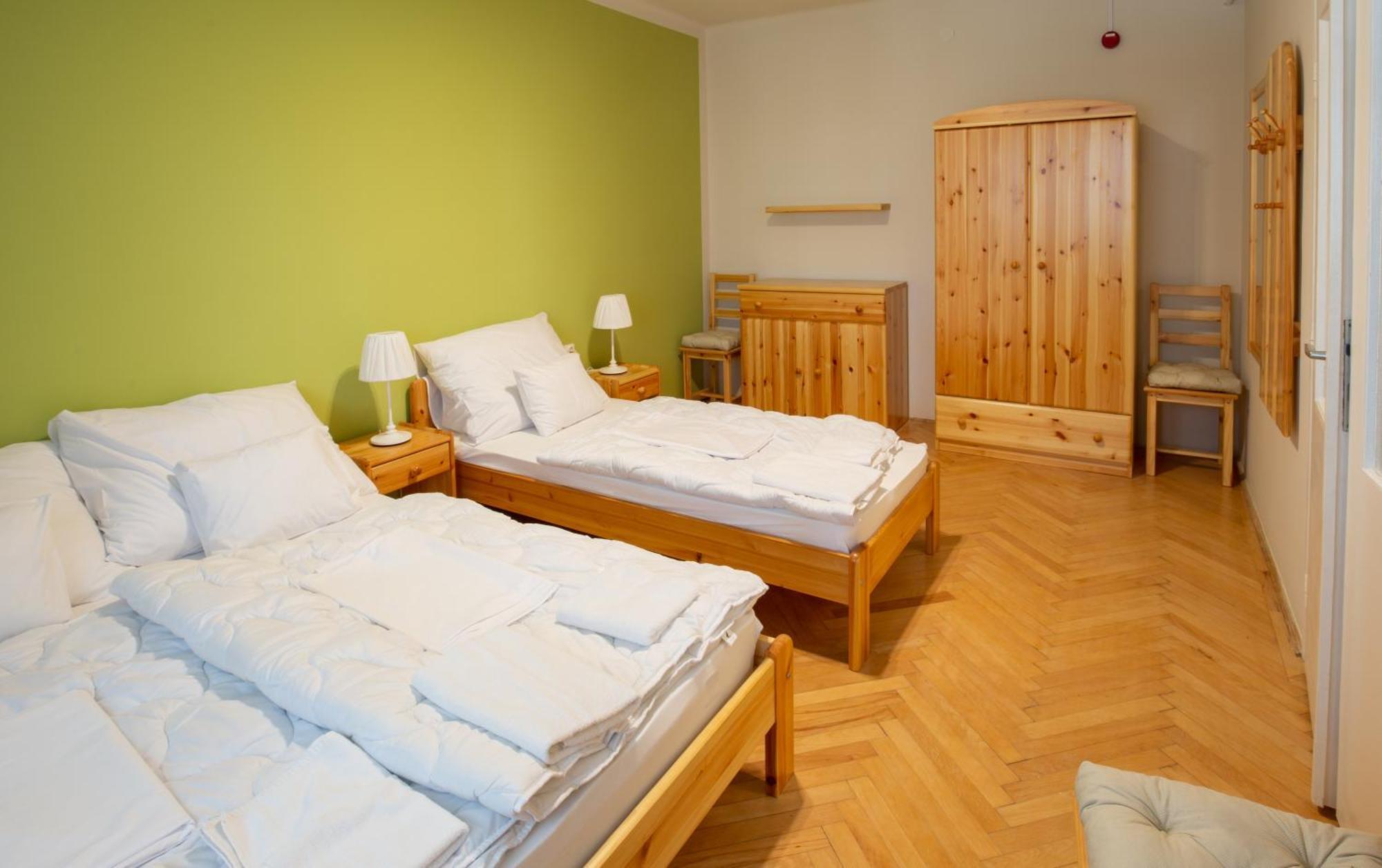 Hotel Csoemoeri Vendeghaz Csomor Esterno foto